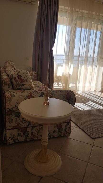 Voyage Residence Mamaia Exteriör bild